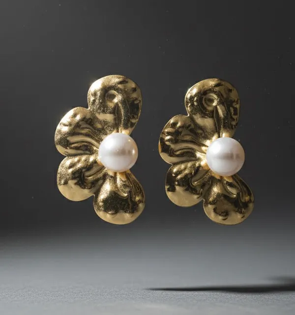 Gold_Abstract_Bloom_Pearl_Studs_Earrings_For_Women